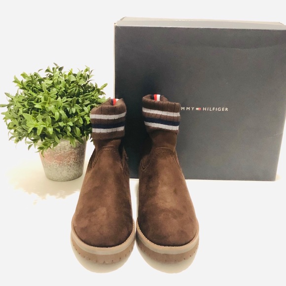 Tommy Hilfiger Women’s Pasilla Booties Dark Brown - Picture 6 of 7